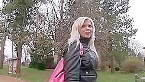 Sensational blowjob training Sensational blowjob training