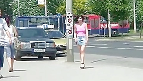 Best flashing video with public scenes 3 Best flashing video with public scenes 3