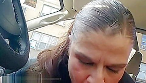 MY NEIGHBOR'S LATINA WIFE CHEATS ON HUSBAND WHILE HE'S AT WORK.1ST BLOWJOB MY NEIGHBOR'S LATINA WIFE CHEATS ON HUSBAND WHILE HE'S AT WORK.1ST BLOWJOB