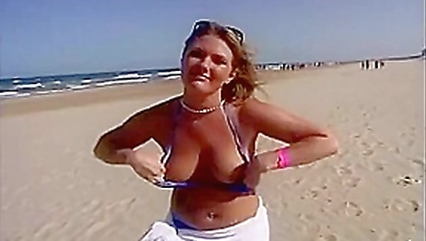 GGW Beach Babes 2 GGW Beach Babes 2