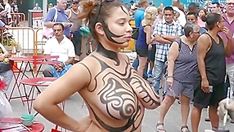 Big Boob bodypainting 001 Big Boob bodypainting 001