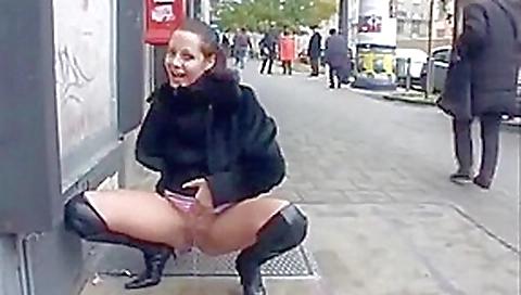 Crazy amateur Pissing, Fetish adult clip Crazy amateur Pissing, Fetish adult clip