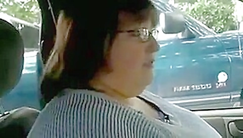 Cheating bbw gives stranger a handjob Cheating bbw gives stranger a handjob