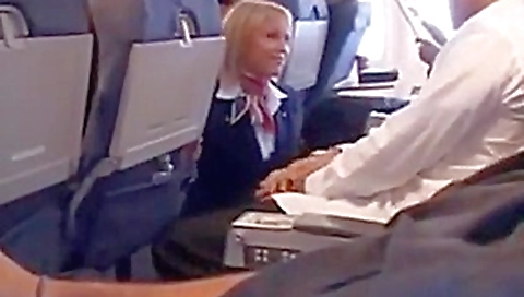 Helpfull stewardess 3 Helpfull stewardess 3