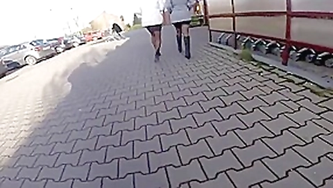 2 verfickte fotzen geilen im baumarkt rum! 2 verfickte fotzen geilen im baumarkt rum!