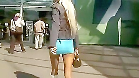 Blonde really likes sex in public places Blonde really likes sex in public places