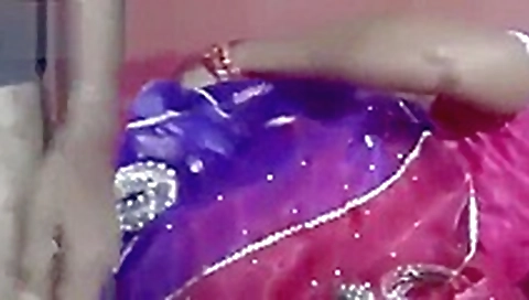 Hot Indian bhabhi driver Hot Indian bhabhi driver