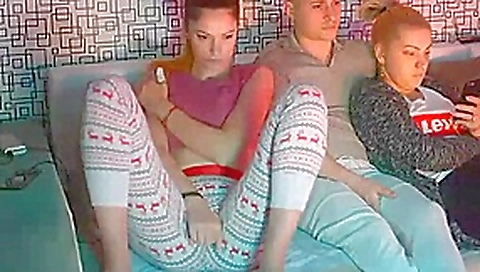 Claudia e il suo Toy TIPS in fica Claudia e il suo Toy TIPS in fica