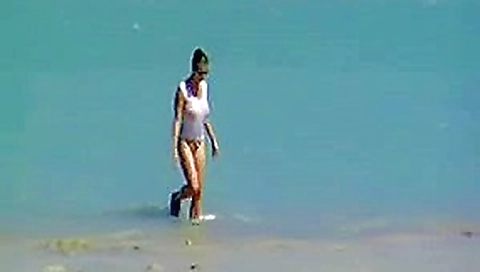 Ilse on the beach ( 1 of 2) Ilse on the beach ( 1 of 2)