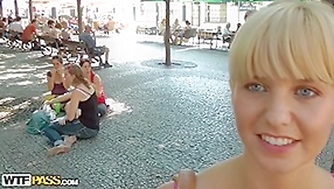 Beauty with piercing blows a biggest ramrod in the alley