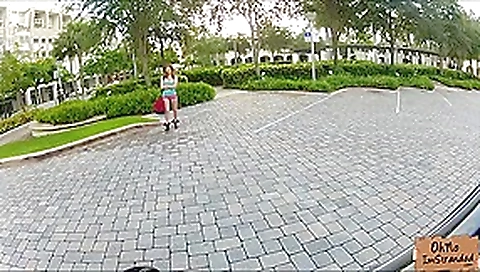 Rainia gets a fuck from a stranger after her boyfriend dumped her Rainia gets a fuck from a stranger after her boyfriend dumped her