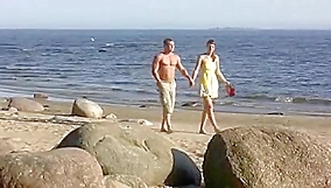 Nude Beach - Hot Couple Fuck Nude Beach - Hot Couple Fuck